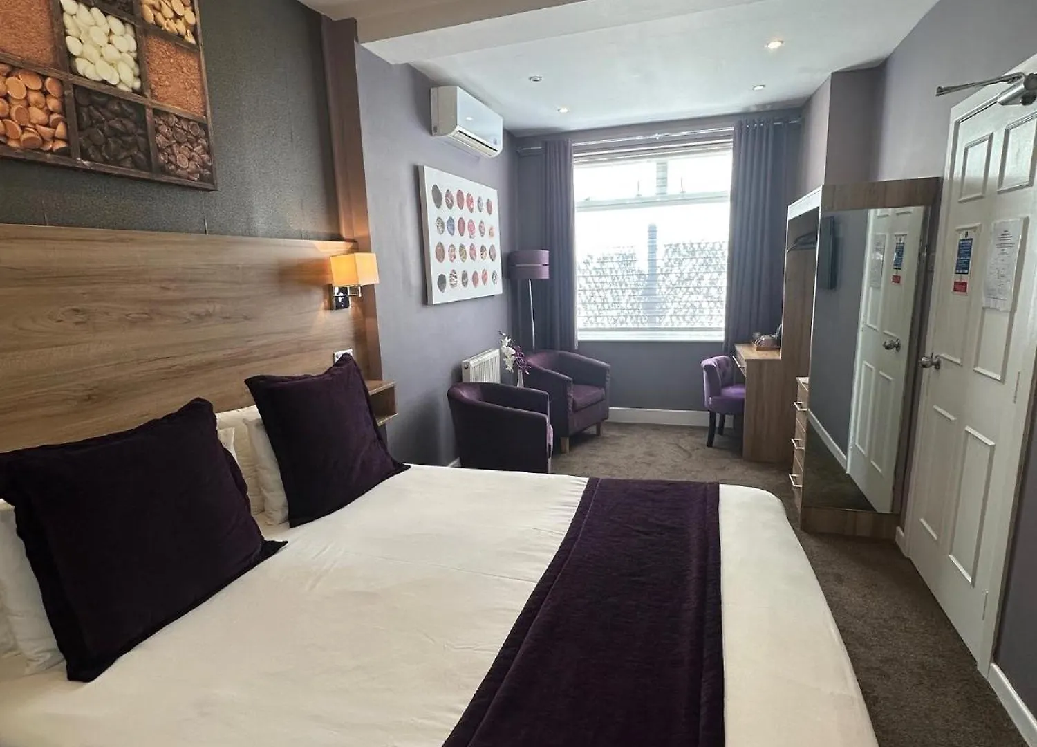 The Chocolate Box Hotel Bournemouth 4*,