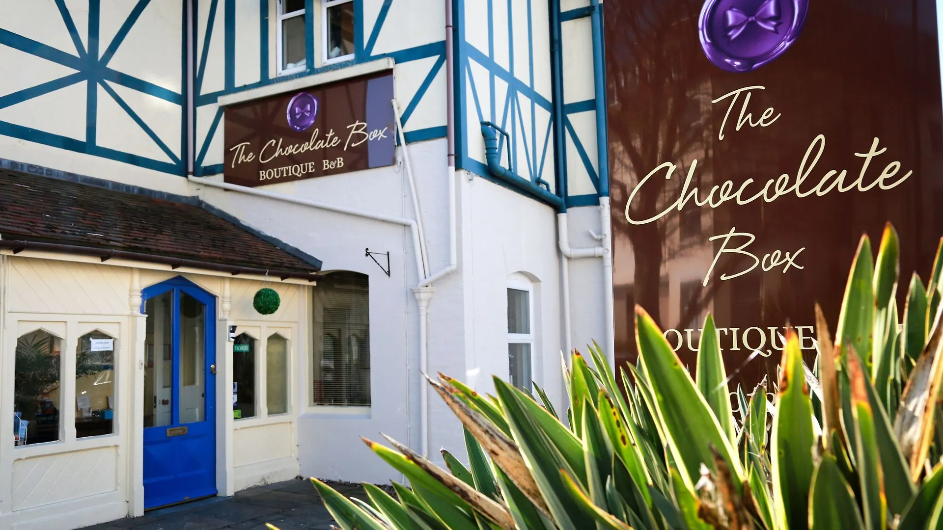 The Chocolate Box Guest House 본머스 4*,